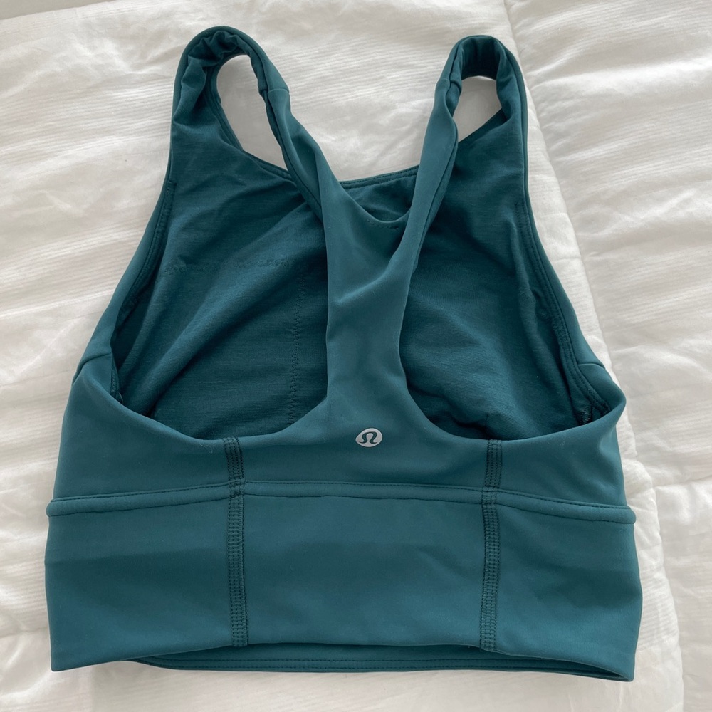 Lulu sports bra, high neck